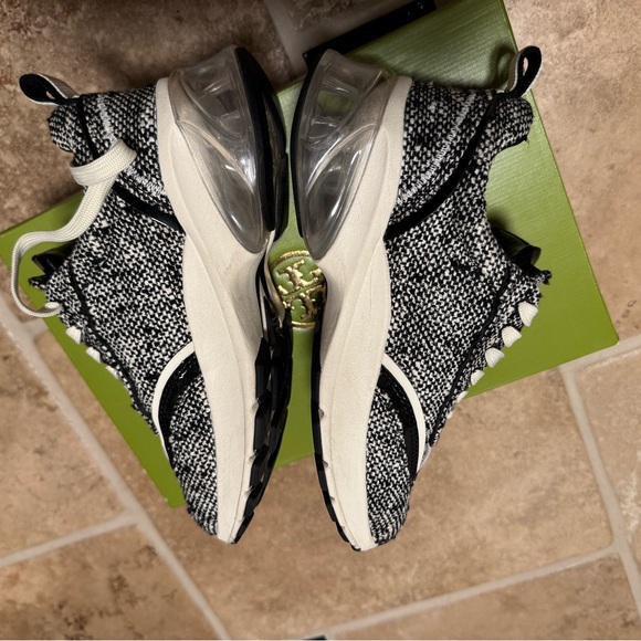 Tory Burch Good Luck Trainer - Picture 6 of 11